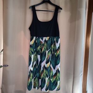 Emery Rose Dress Plus Size 2X Leaf Print Sleeveless Dress with Pockets